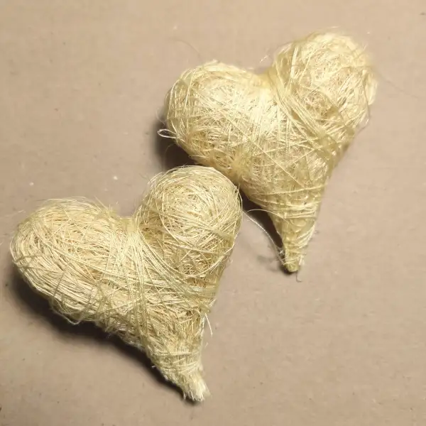 Cuori in abaca bombati